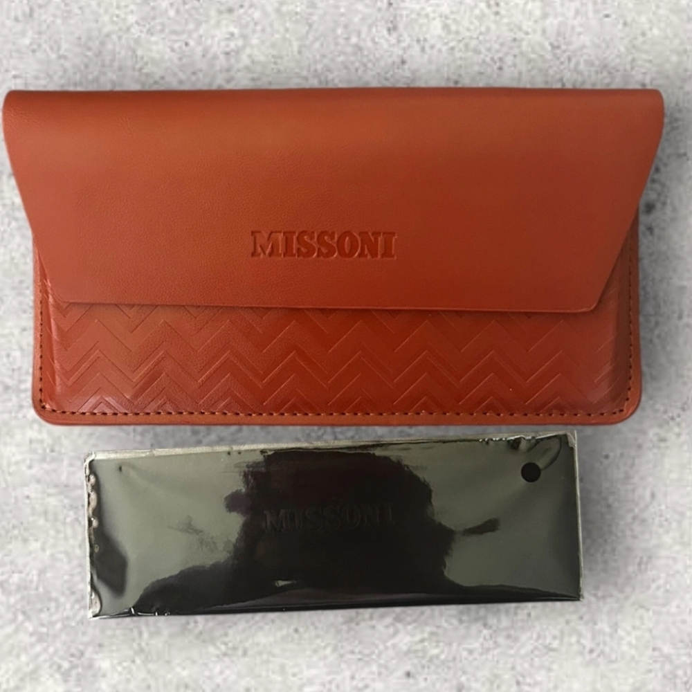 Missoni Sunglasses/ Eye Glass Case Magnetic Closure Cleaning Cloth